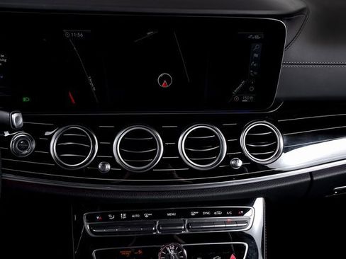 Used 2020 Mercedes-Benz E 63 AMG S image 39