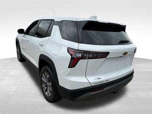 New 2025 Chevrolet Equinox LT w/ Safety and Technology Package image 5