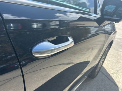 Used 2023 Hyundai Palisade Calligraphy image 30