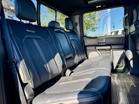 Used 2022 Ford F350 Platinum image 15