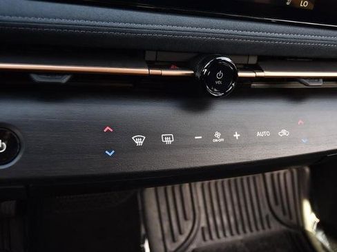 Used 2023 Nissan Ariya image 19