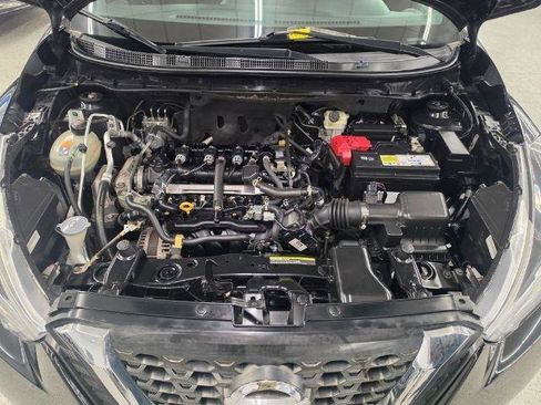 Used 2020 Nissan Kicks S FWD image 37