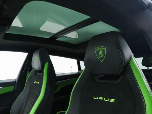 Used 2024 Lamborghini Urus S AWD/4WD image 26