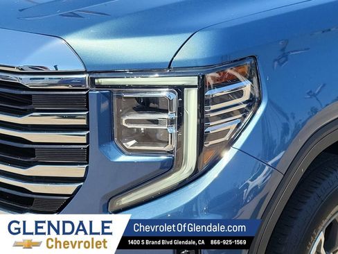 Certified 2024 GMC Sierra 1500 SLT RWD image 17