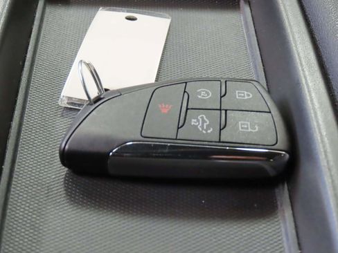 Certified 2024 Chevrolet Silverado 1500 Custom image 16