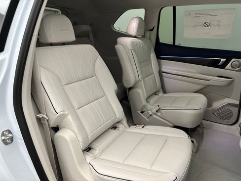 New 2026 Buick Enclave Avenir w/ Super Cruise Package image 43