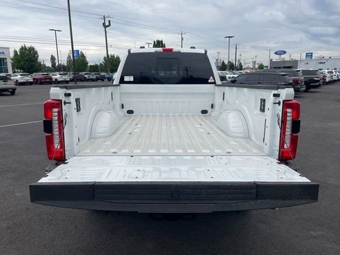 New 2025 Ford F350 Lariat w/ Chrome Package image 19