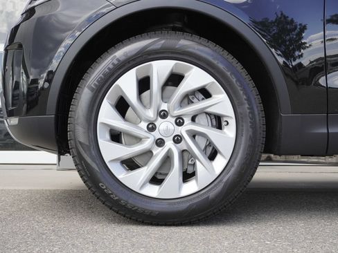 New 2026 Land Rover Discovery S AWD/4WD image 33