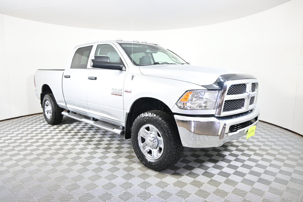 Used 2014 RAM 3500 Tradesman w/ Chrome Appearance Group AWD/4WD image 10