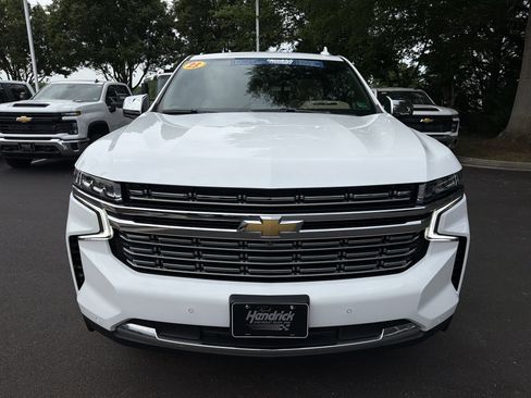 Used 2023 Chevrolet Tahoe Premier AWD/4WD image 3