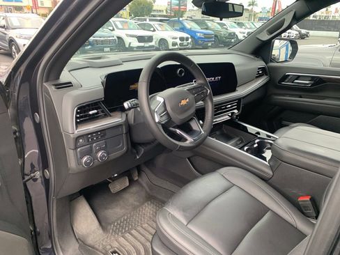 Used 2025 Chevrolet Tahoe LT RWD image 10