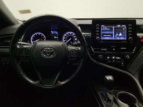 Used 2021 Toyota Camry SE image 22