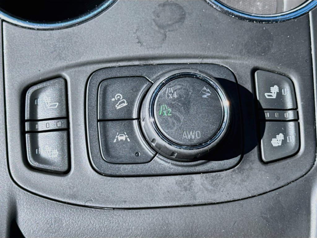 Used 2024 GMC Terrain SLE w/ Driver Convenience Package AWD/4WD image 19