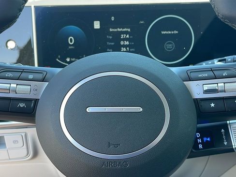 New 2025 Hyundai Tucson Limited image 22