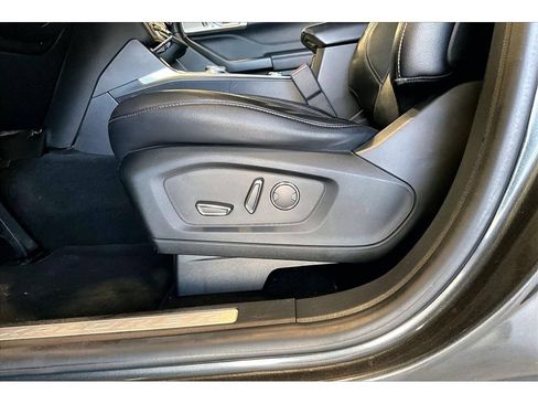 Used 2020 Ford Explorer Limited AWD/4WD image 28