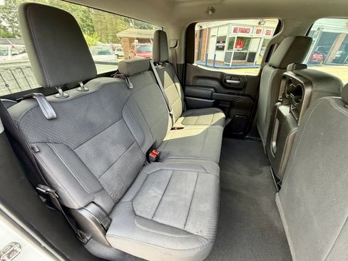Used 2019 Chevrolet Silverado 1500 Custom Trail Boss w/ Custom Convenience Package AWD/4WD image 10