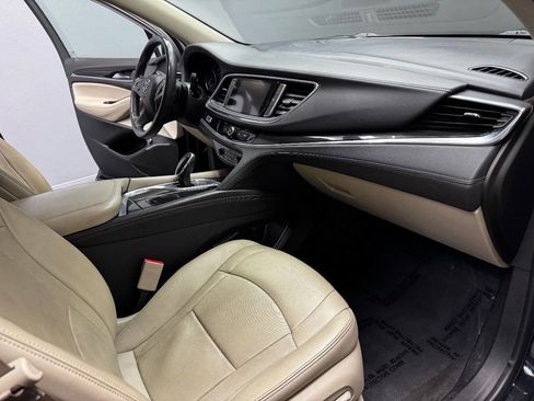 Used 2019 Buick Enclave Essence image 58