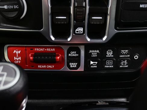 Used 2021 Jeep Wrangler Unlimited Rubicon AWD/4WD image 22