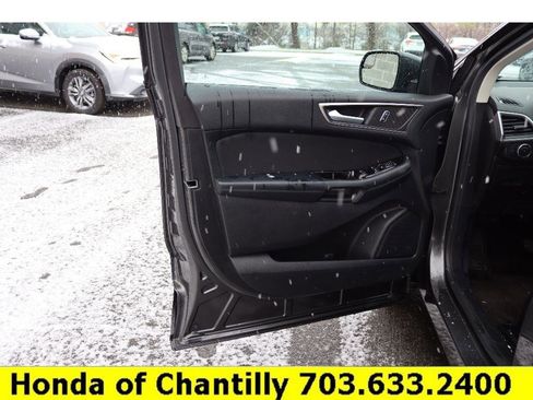 Used 2015 Ford Edge SEL image 19