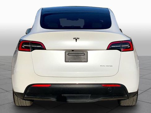Used 2020 Tesla Model Y Long Range AWD/4WD image 4