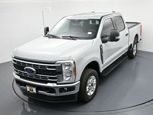Used 2025 Ford F250 XLT image 17