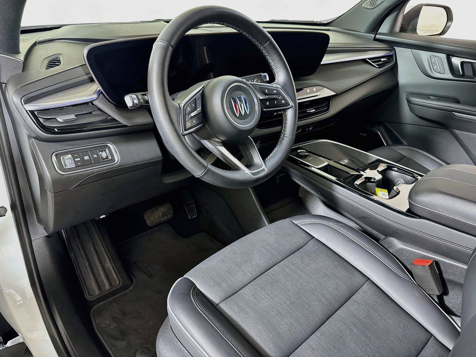 Certified 2026 Buick Enclave Preferred FWD image 7