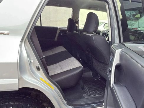 Used 2018 Toyota 4Runner SR5 Premium image 26