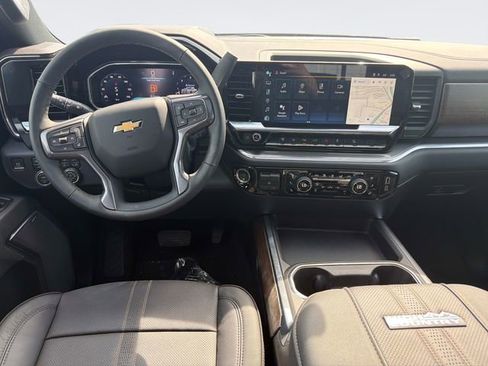 New 2026 Chevrolet Silverado 2500 High Country w/ High Country Premium Package AWD/4WD image 18