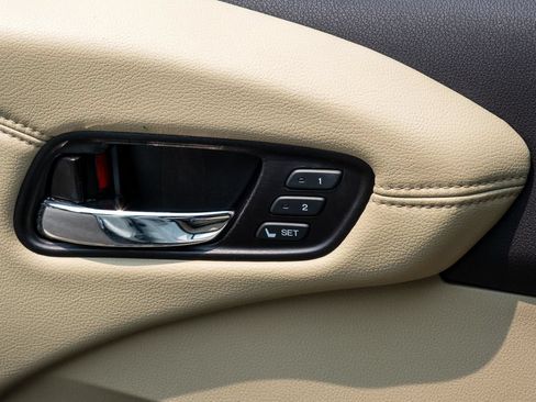 Used 2014 Acura RDX FWD w/ Technology Package image 11