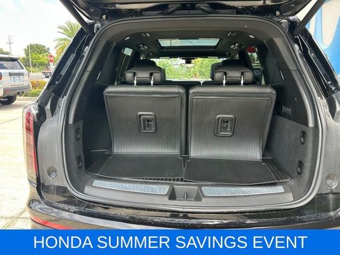 Used 2023 Cadillac XT6 Sport w/ Technology Package AWD/4WD image 10
