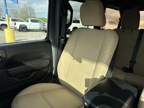 Used 2020 Jeep Wrangler Unlimited Sport image 40
