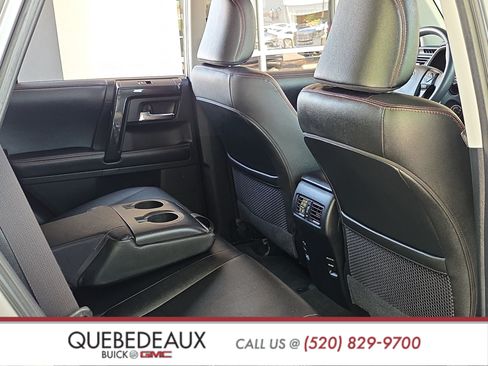 Used 2019 Toyota 4Runner TRD Off-Road Premium AWD/4WD image 32