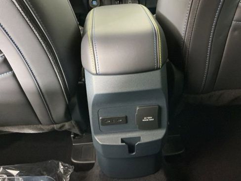 New 2025 Ford Maverick Lobo image 28