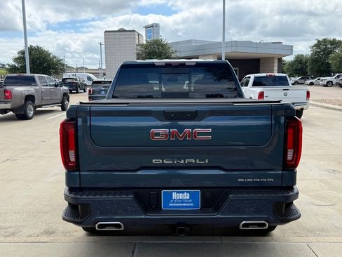 Used 2024 GMC Sierra 1500 Denali w/ Denali Reserve Package AWD/4WD image 4