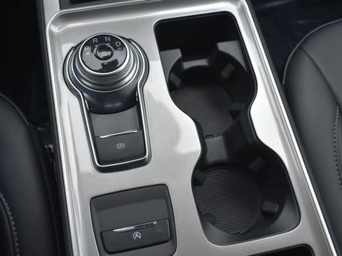 Used 2024 Ford Edge SEL w/ Convenience Package image 32