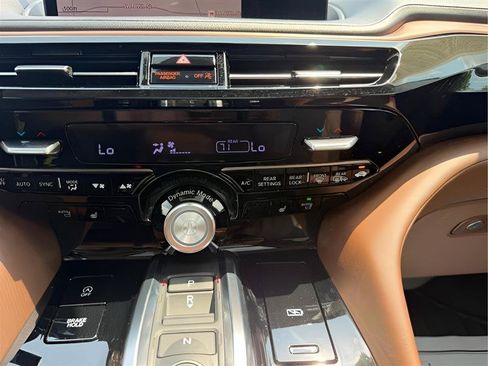 Used 2022 Acura MDX FWD w/ Technology Package image 59