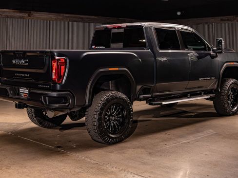 Used 2023 GMC Sierra 2500 Denali image 10
