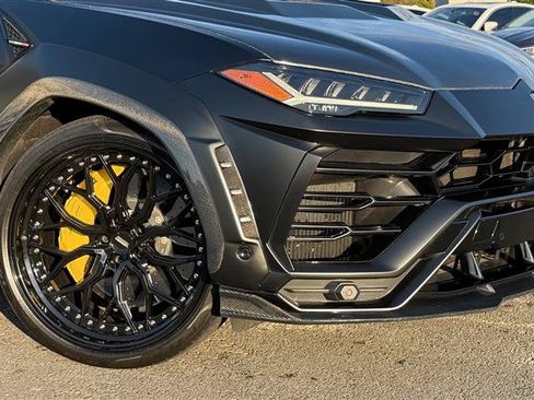 Used 2021 Lamborghini Urus AWD/4WD image 14