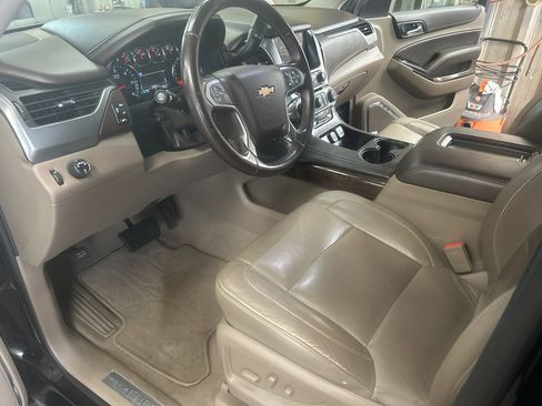 Used 2019 Chevrolet Tahoe LT image 10