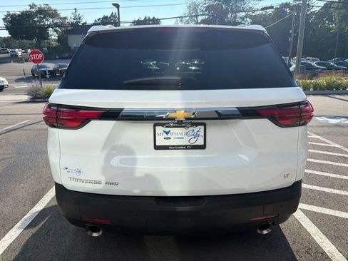 Used 2023 Chevrolet Traverse LT AWD/4WD image 4