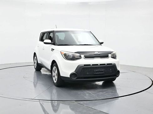 Used 2015 Kia Soul FWD image 4