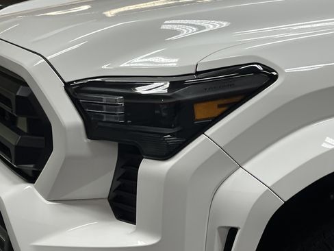 Certified 2024 Toyota Tacoma SR5 image 6