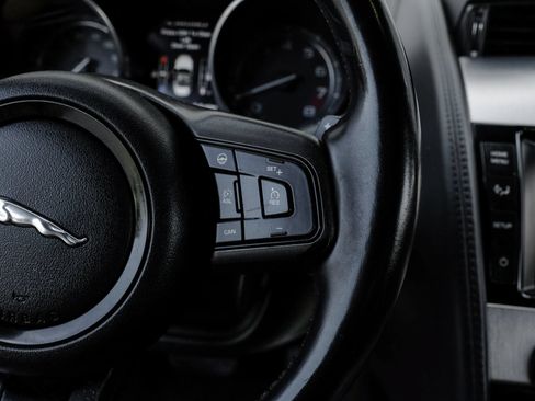 Used 2014 Jaguar F-TYPE Convertible RWD image 20