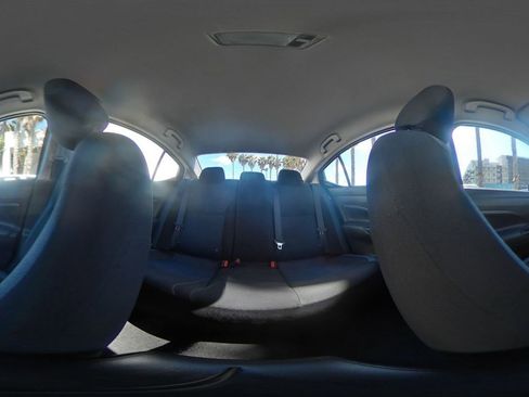 Used 2025 Nissan Versa SV FWD image 40