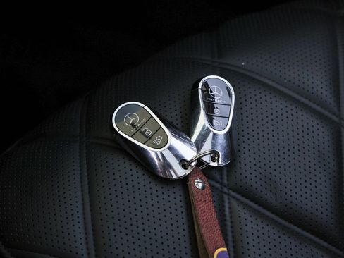 Used 2022 Mercedes-Benz Maybach S 580 4MATIC image 9