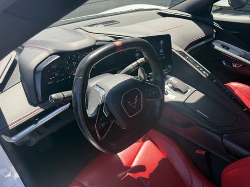 Used 2022 Chevrolet Corvette Stingray Convertible w/ 1LT RWD image 4