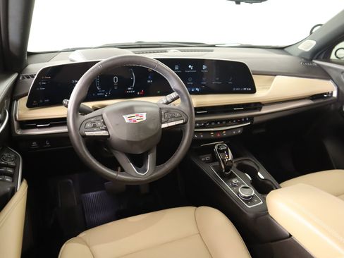 Used 2024 Cadillac XT4 Premium Luxury w/ Active Safety Package image 2