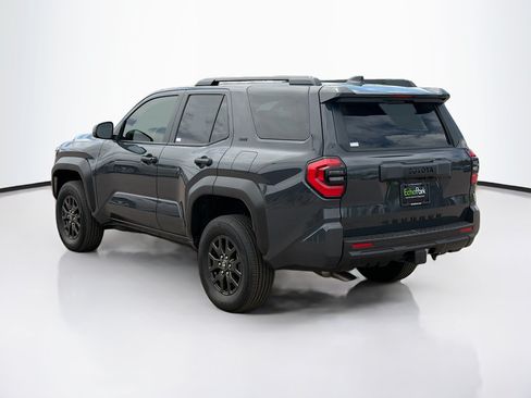 Used 2026 Toyota 4Runner SR5 AWD/4WD image 5