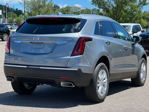 New 2026 Cadillac XT5 Luxury w/ LPO, Floor Liner Package AWD/4WD image 45