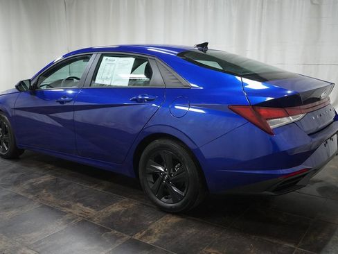 Certified 2023 Hyundai Elantra SEL image 7